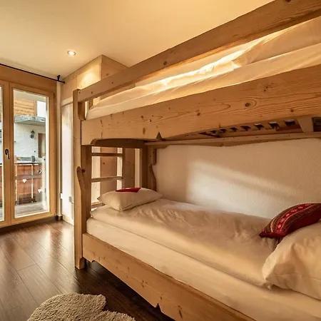 Mouton A 4-bedroom Alpine Chic Escape In