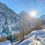 Mouton A 4-bedroom Alpine Chic Escape In Saas-Fee