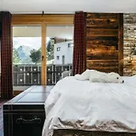 Chalet Mouton A 4-bedroom Alpine Chic Escape In Saas-Fee