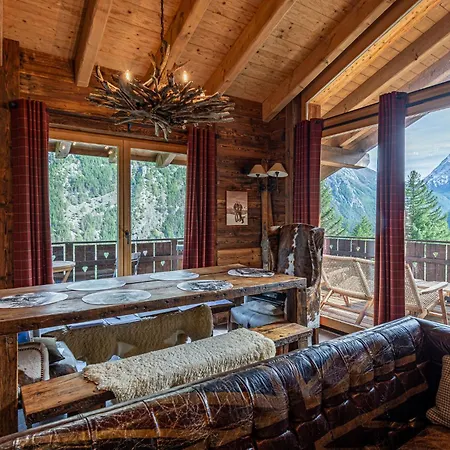Mouton A 4-bedroom Alpine Chic Escape In Chalet Saas-Fee